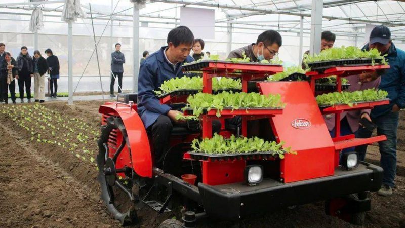 智能植保机器人：如何选择合适的产品？**